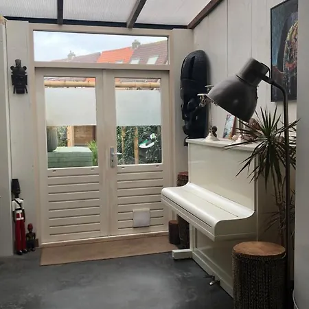 Surfhouse Karibu * ウェイク・アーン・ゼー